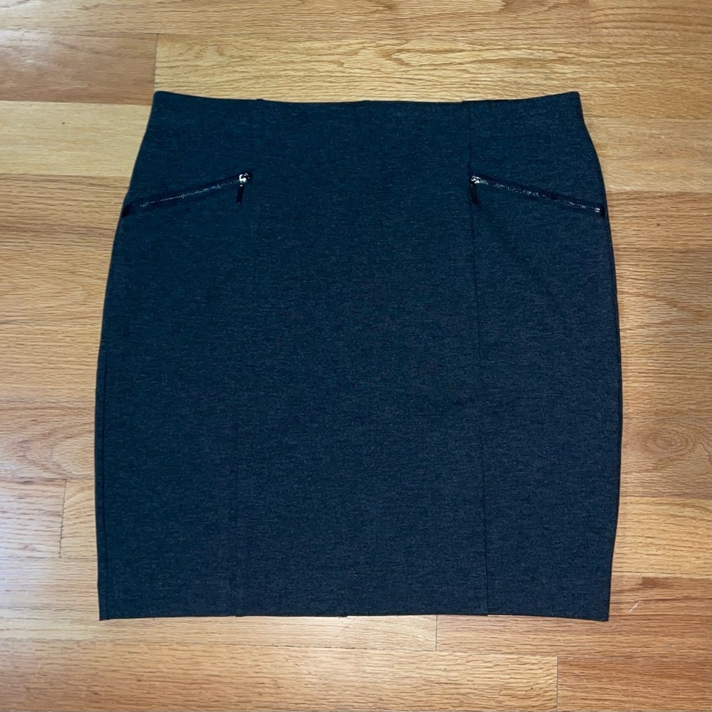 NWT Alfani Pencil Skirt size 16 dark gray Zip pockets